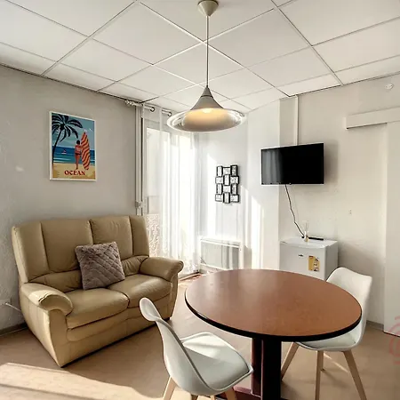 T1 Avec Balcons, Proche Thermes Et Centre-ville, Au Coeur Du Parc Naturel Du Haut-languedoc - Fr-1-451-175 Apartment Lamalou-les-Bains